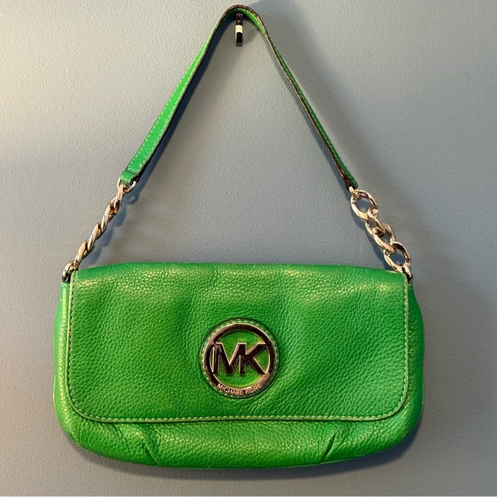 MK brilliant green clutch with gold chain